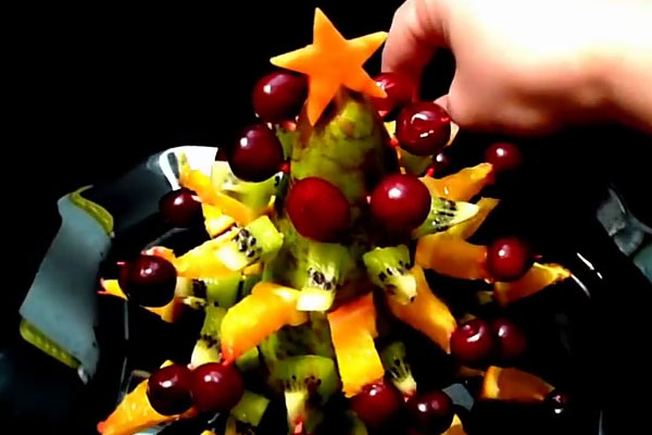 Елочка из фруктов на новогодний стол