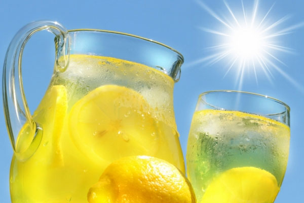 Самодельный сладкий цитрусовый лимонад - домашний рецепт