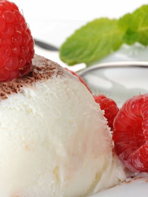 Молочное мороженое пломбир дома - классический рецепт