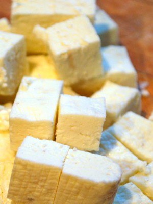 Домашний сыр панир из молока в домашних условиях - классический рецепт