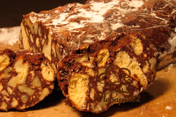 Как правильно приготовить колбаски из шоколада с печеньем