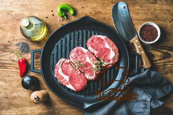Как правильно жарить мясо на сковороде гриль