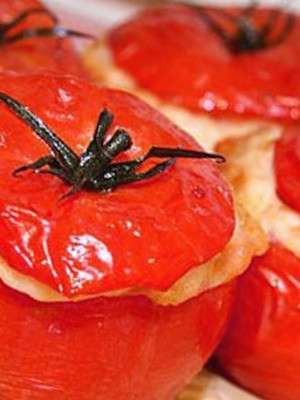 Запеченные фаршированные помидоры