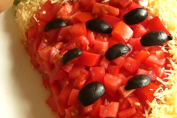 Салат в виде арбуза - домашний рецепт