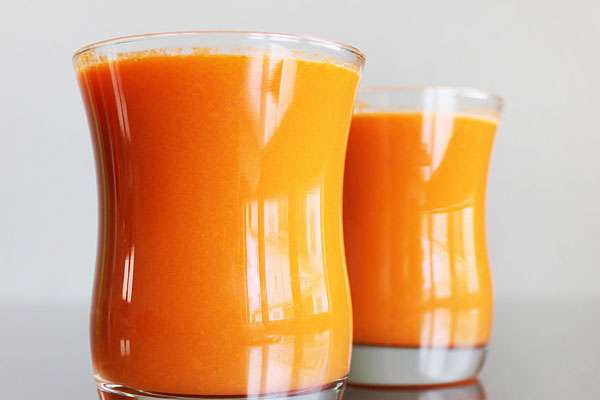 Как делать морковный сок в блендере