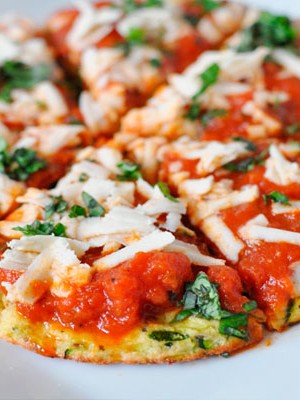 Пицца из кабачков - рецепт на сковороде