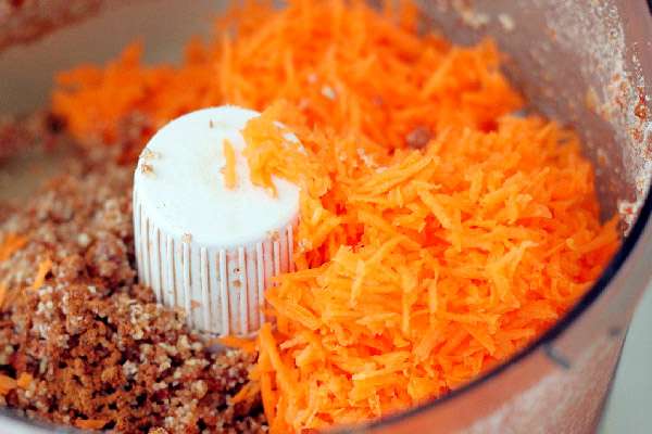  Как сделать торт для сыроедов из моркови