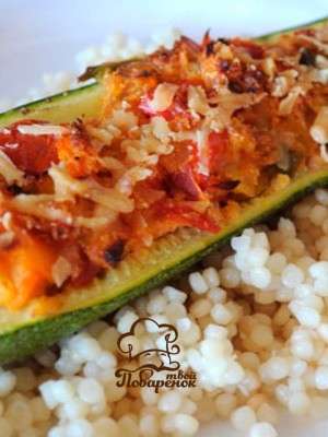 Кабачки, фаршированные рисом и овощами - домашний рецепт