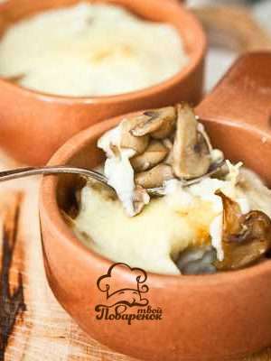 Жульен с картошкой, курицей и грибами - классический рецепт